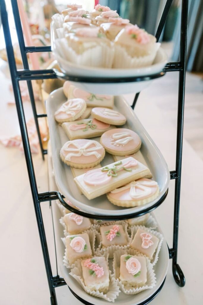 Baby showers - petit fours